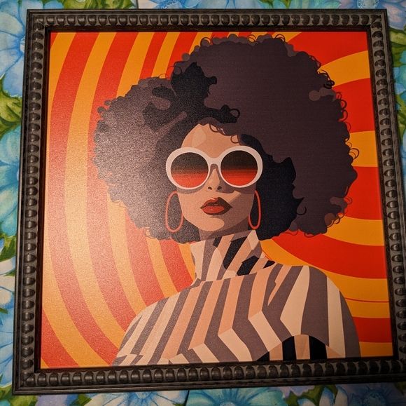 RETRO LADY WALL DECOR - Picture 7 of 8